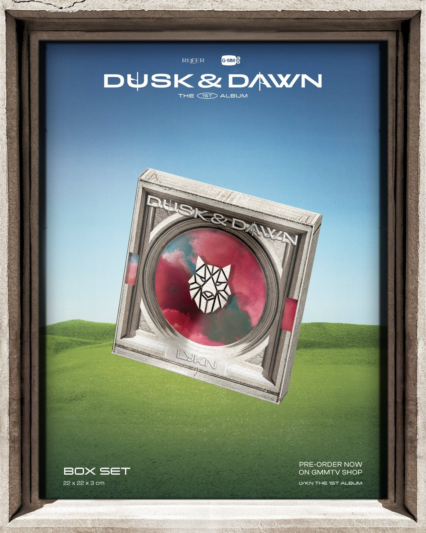 【PRE-ORDER】LYKN DUSK & DAWN THE FIRST ALBUM