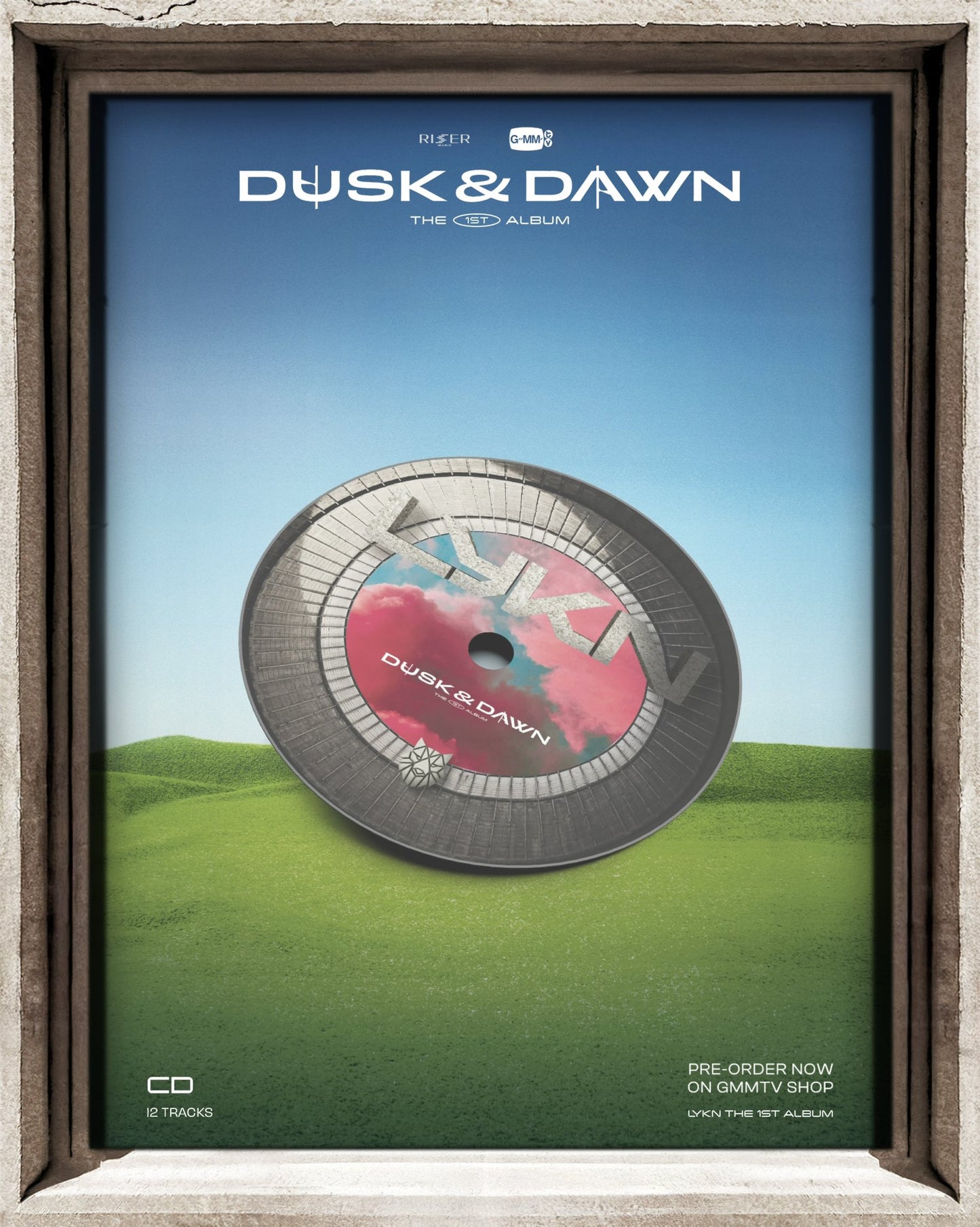 【PRE-ORDER】LYKN DUSK & DAWN THE FIRST ALBUM