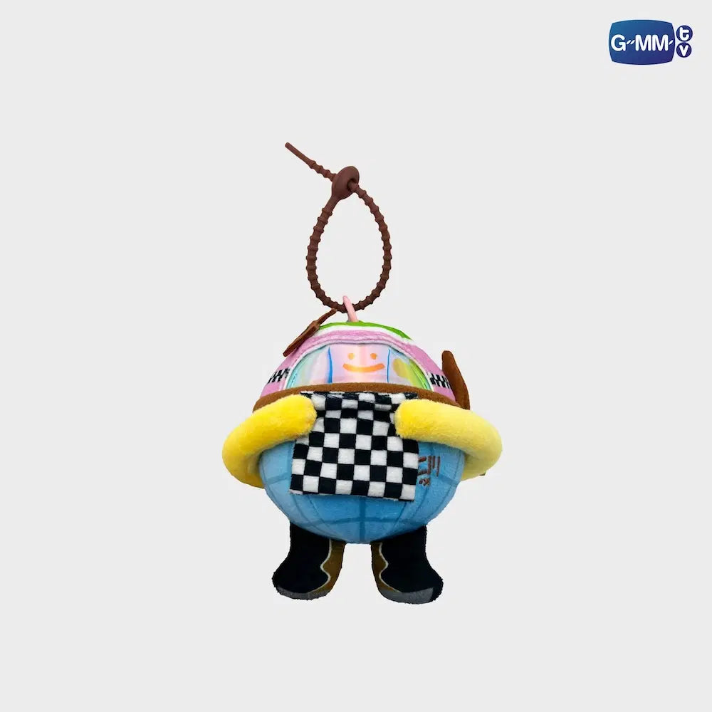 アイドル LOOK KHUNNOO RACER DOLL KEYCHAIN GMM LOL RACER DOLL KEYCHAIN – GMMTV-123SeinoJP