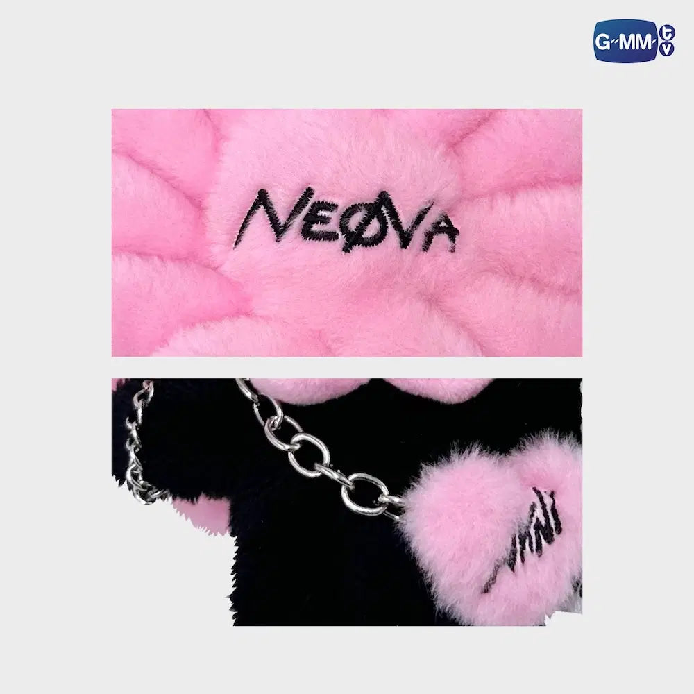 【PRE-ORDER】NEONA DOLL KEYCHAIN