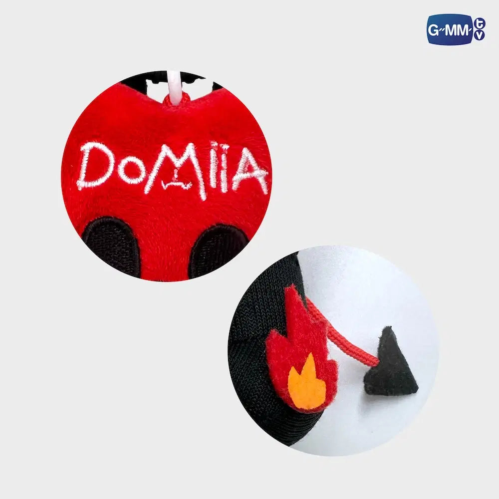【PRE-ORDER】DOMIIA DOLL KEYCHAIN