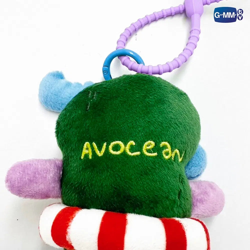【PRE-ORDER】AVOCEAN DOLL KEYCHAIN